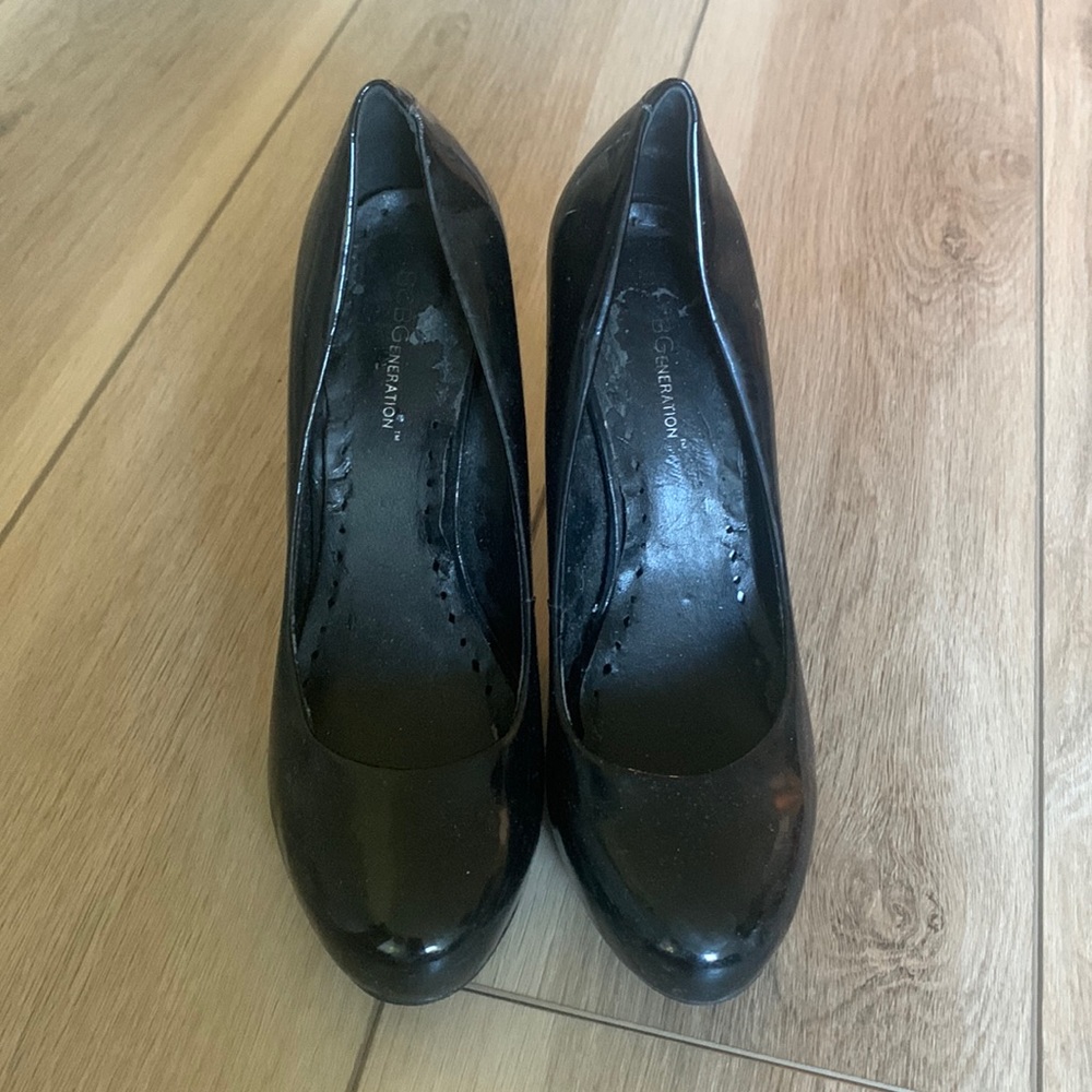 BCBGeneration black patent leather heels